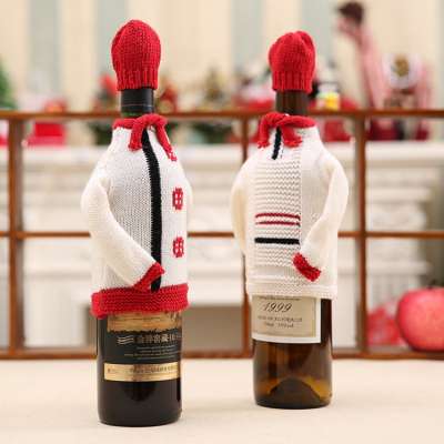 High Quality Christmas Button/Stripe Knit Bottle Cover For Christmas Home Decoration